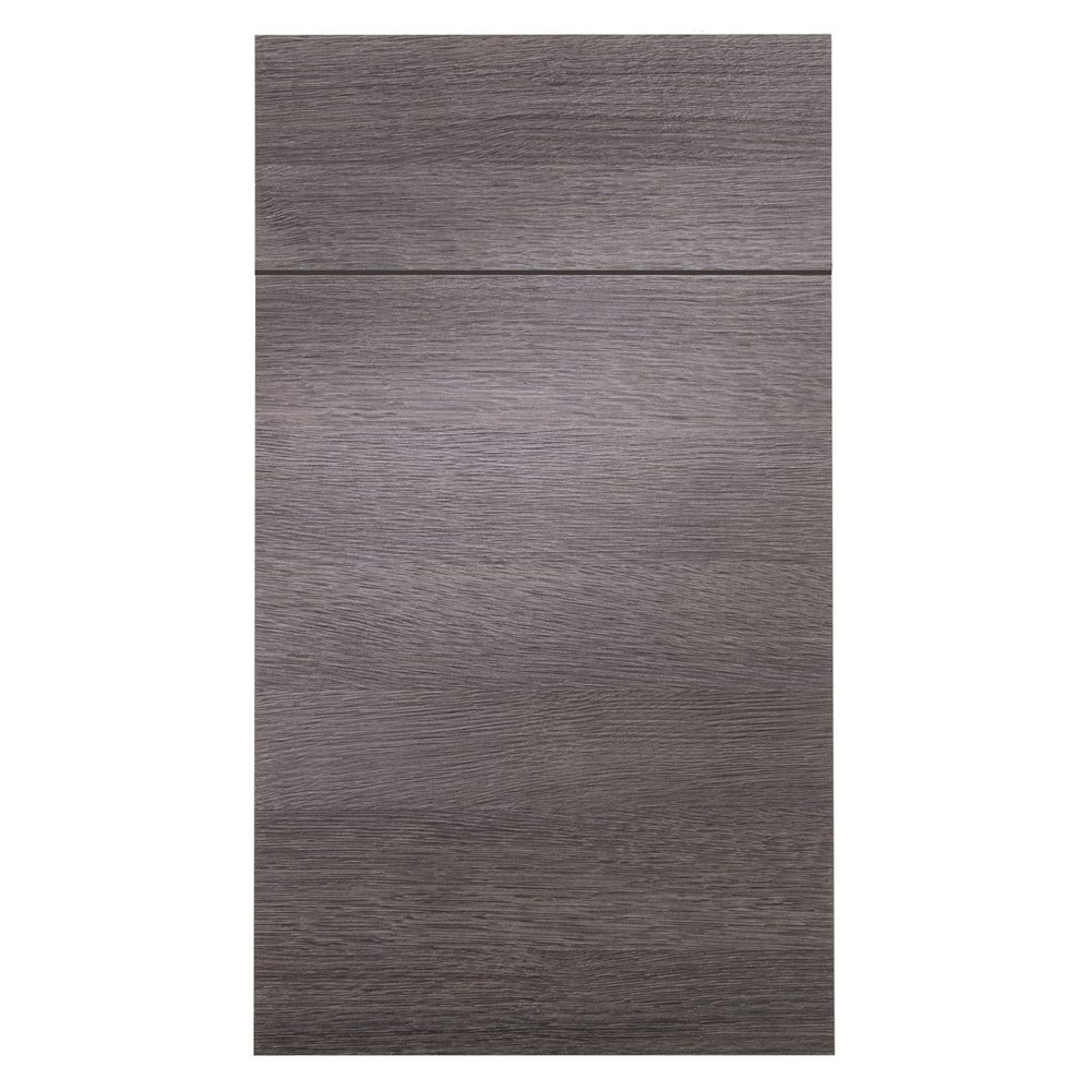 Crystal Echo cabinet door in City Oak