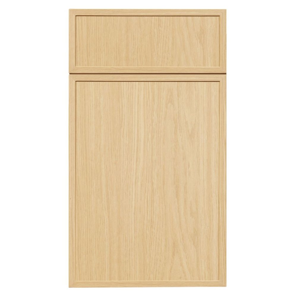 Crystal Muskoka Shaker cabinet door in Light Oak