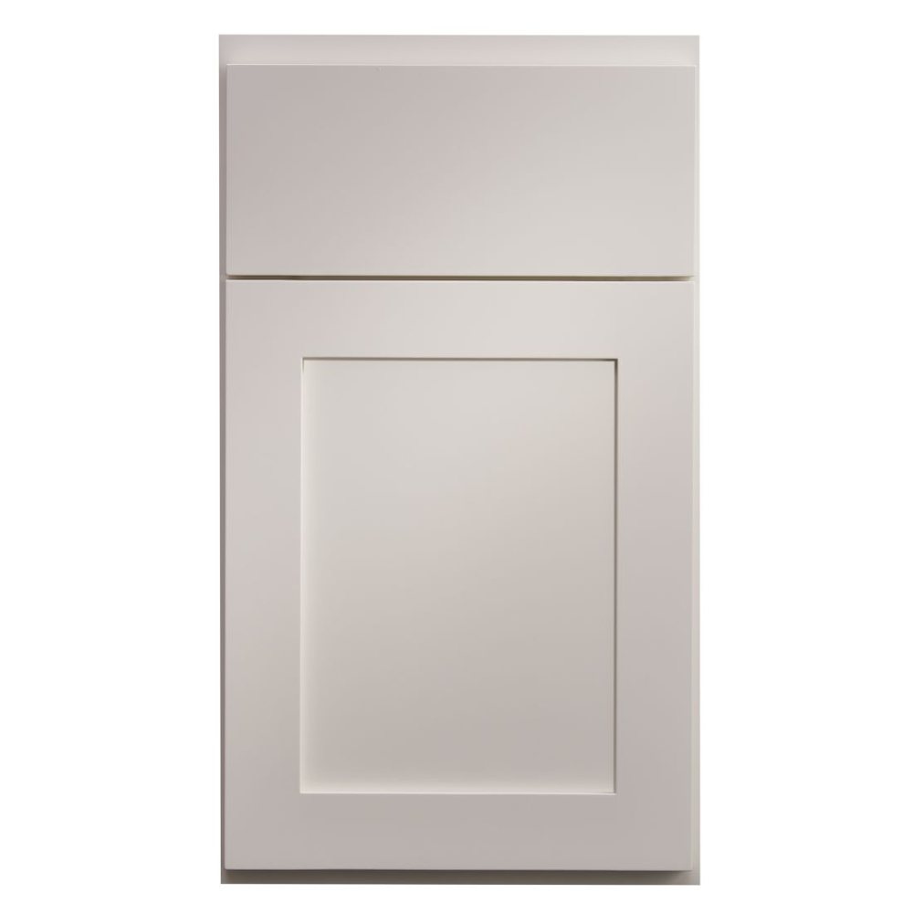 Crystal Revere cabinet door in Frosty White on PGM