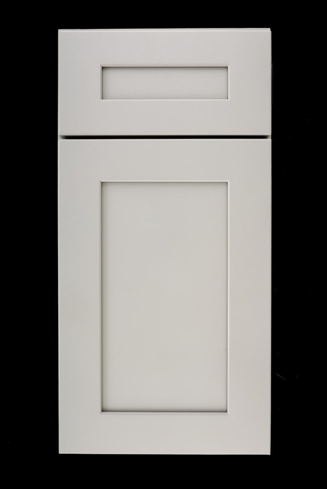 FGM Mercury Grey cabinet door in Mercury Grey