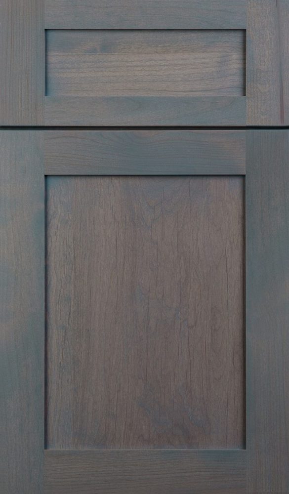 Plain & Fancy Quaker cabinet door — Standard Alder · Silvercrest · full overlay