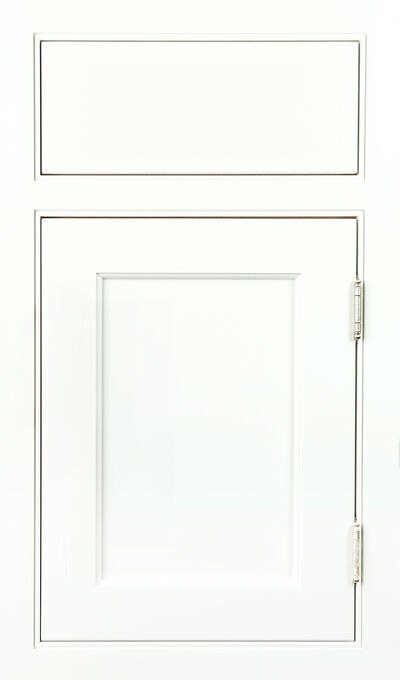 Plain & Fancy Vogue cabinet door in White on paint grade maple