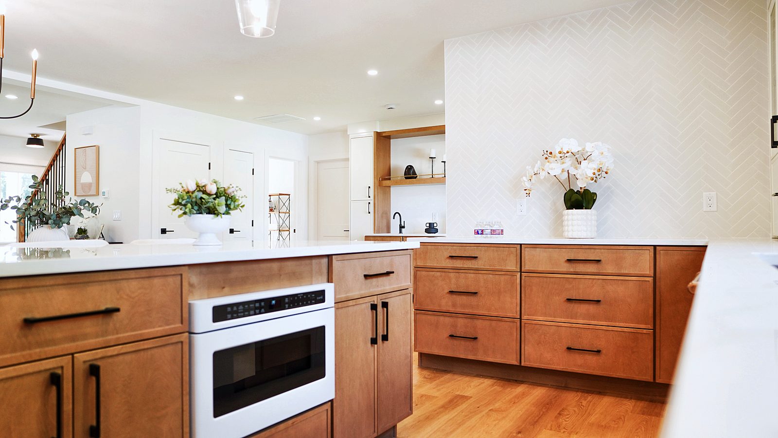 Island end with built-in microwave