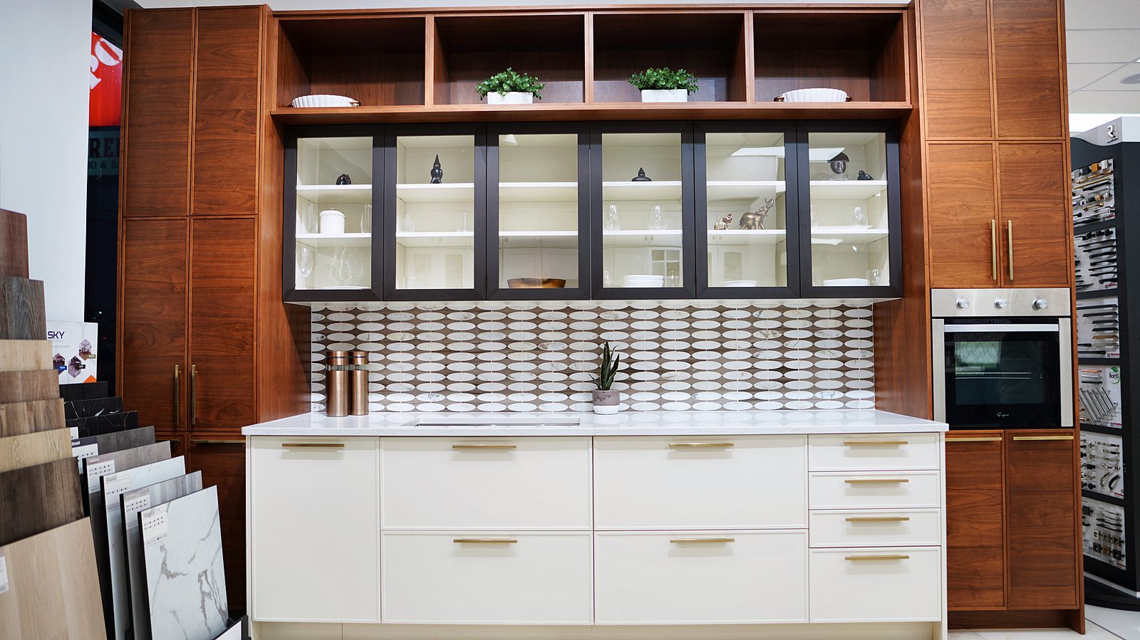 My House Kitchen Union showroom — Walnut and white slab display