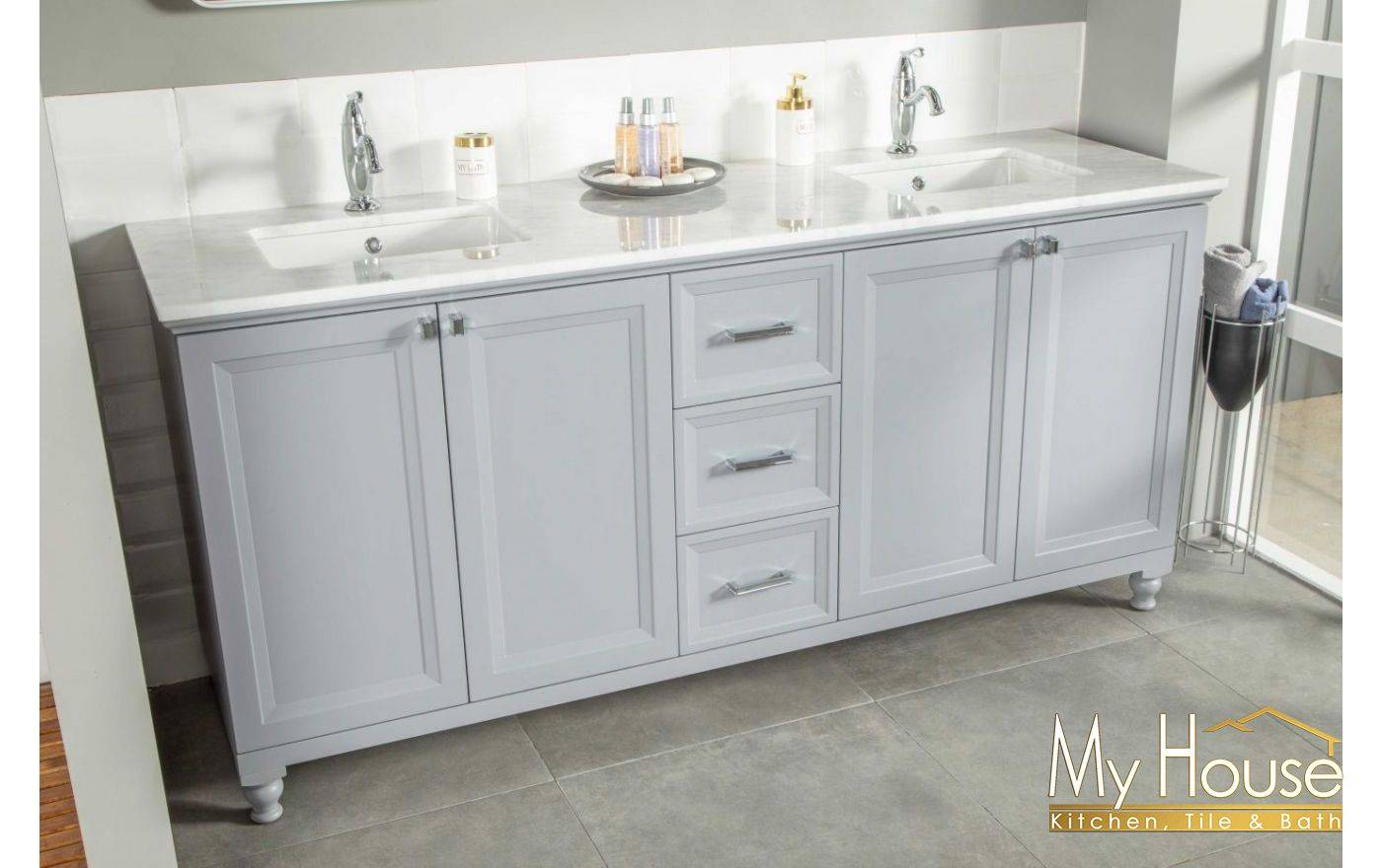 Shiloh Dovetail Gray Olde World on Maple