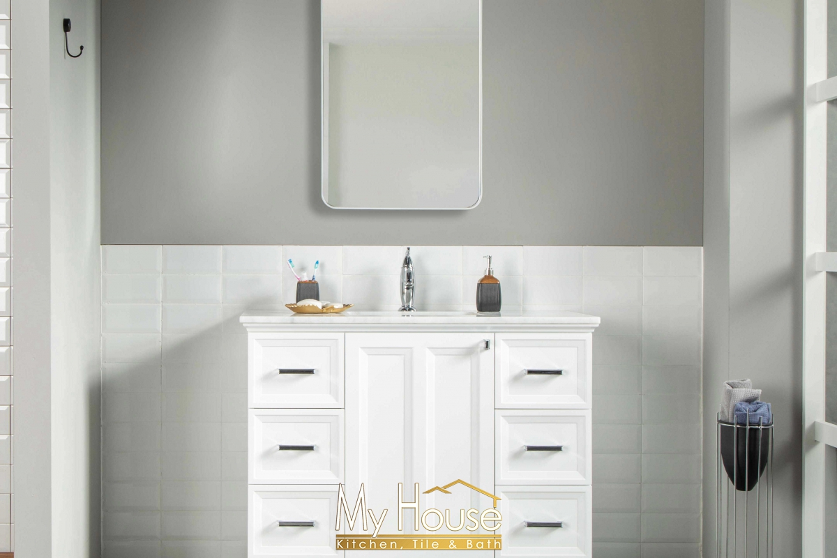 Otto Home Goods Isabel 42 Inch White Vanity